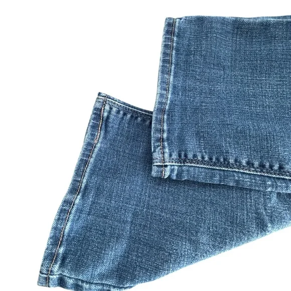 Levi's 525 Perfect Waist Straight Leg Jeans - Picture 13 of 14